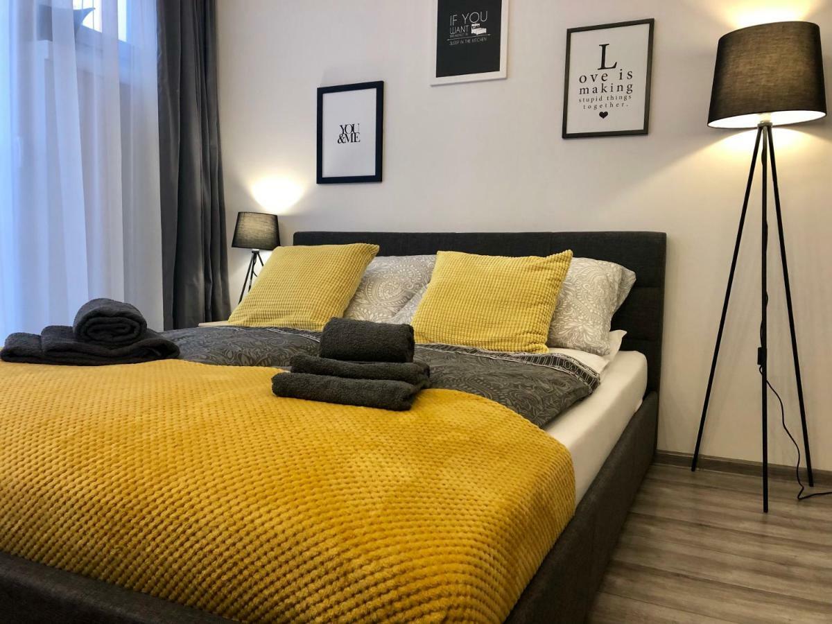 Apartament Szczesliwa 13 - Plac Ratuszowy Jelenia Góra Exterior foto